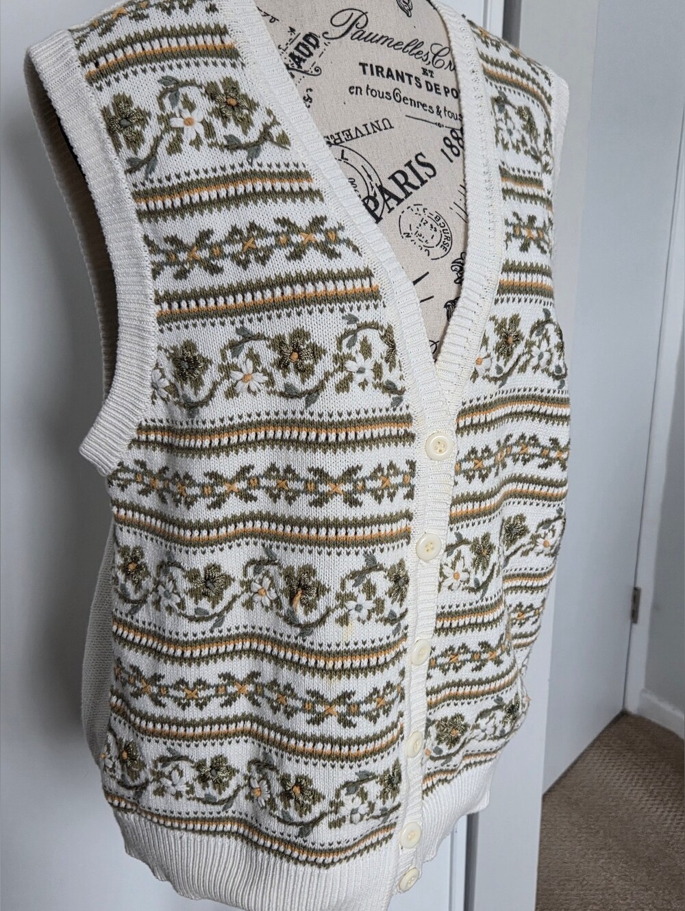 Vintage EP Pro Floral Knit Vest | Embroidered Sweater Vest | Cottagecore Grandpa